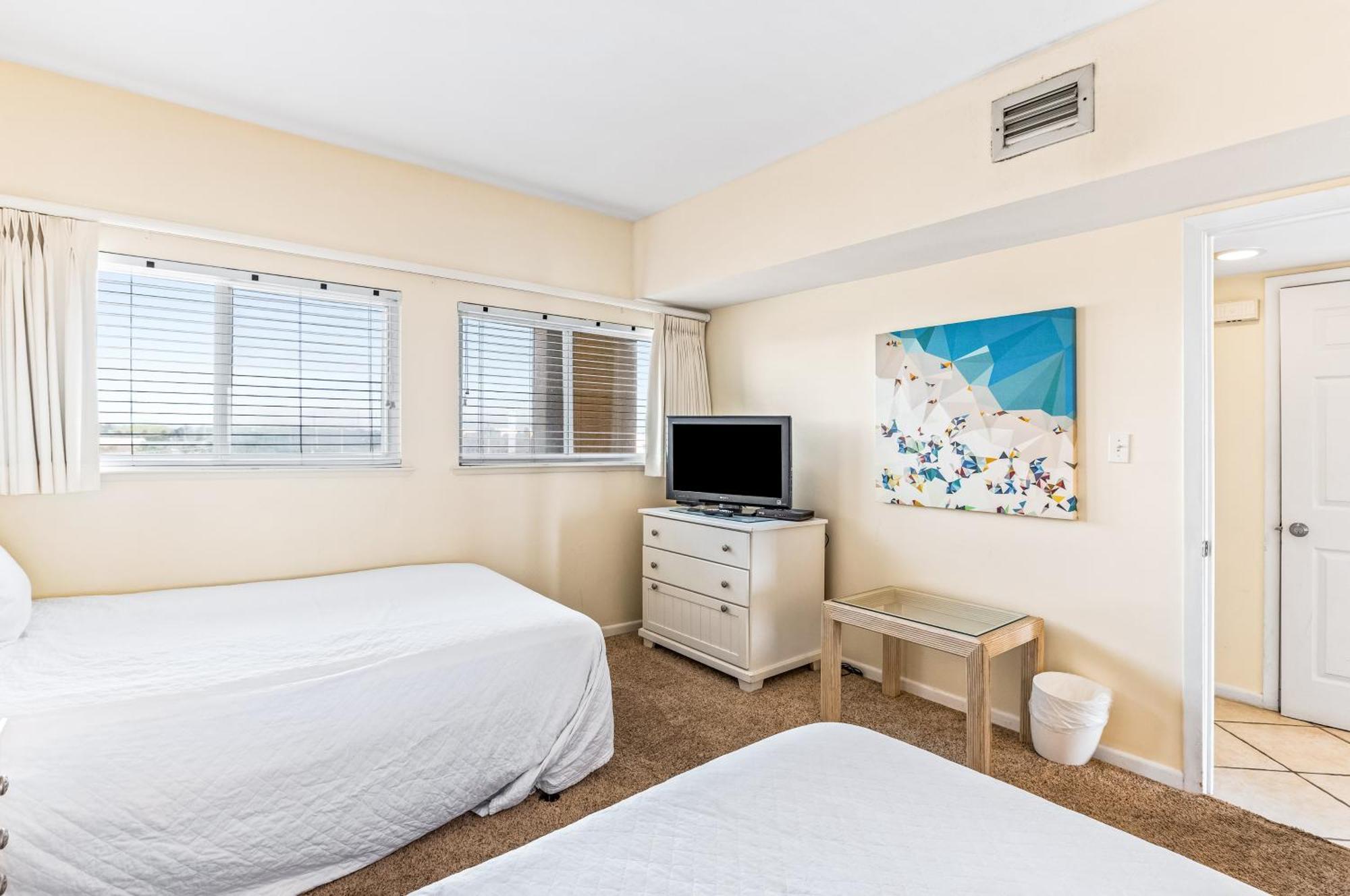 Beach House Destin Room photo