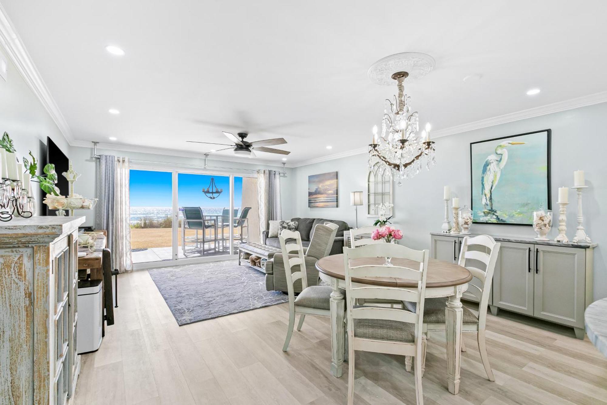Beach House Destin Room photo