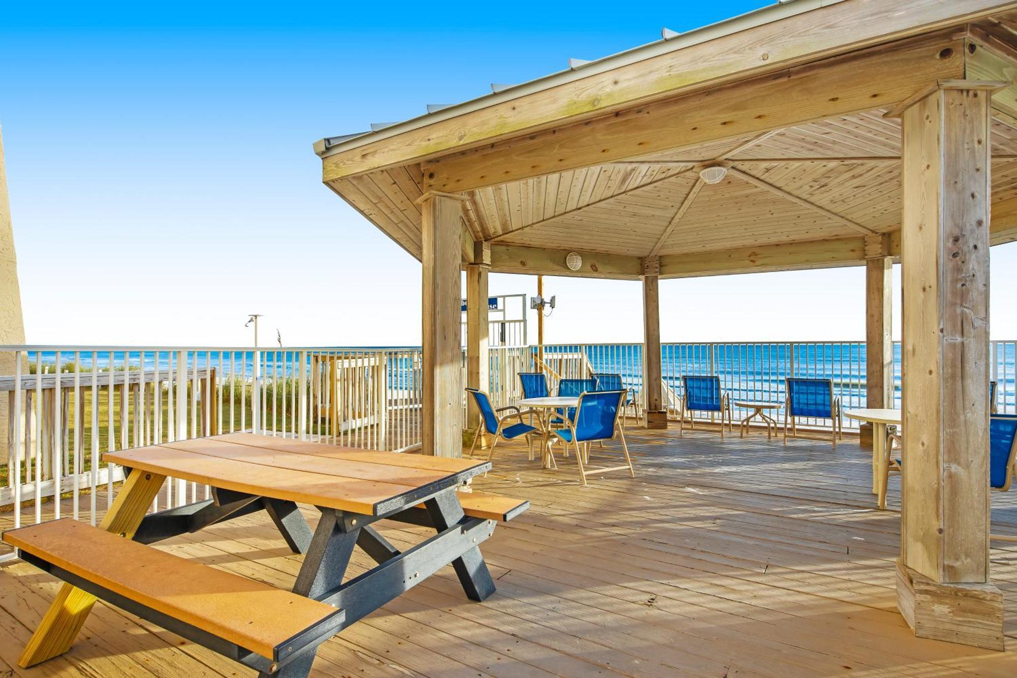 Beach House Destin Room photo