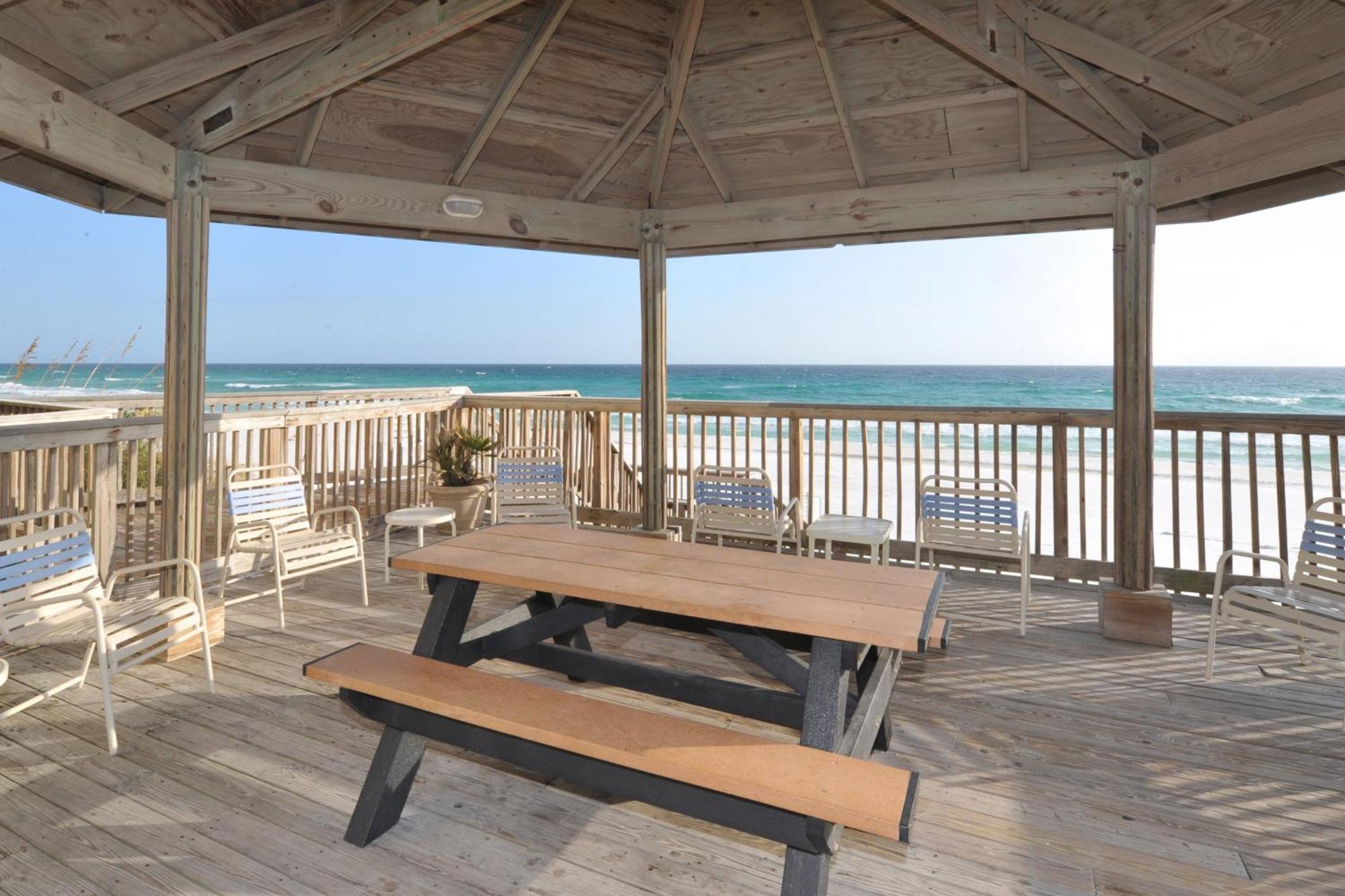 Beach House Destin Room photo
