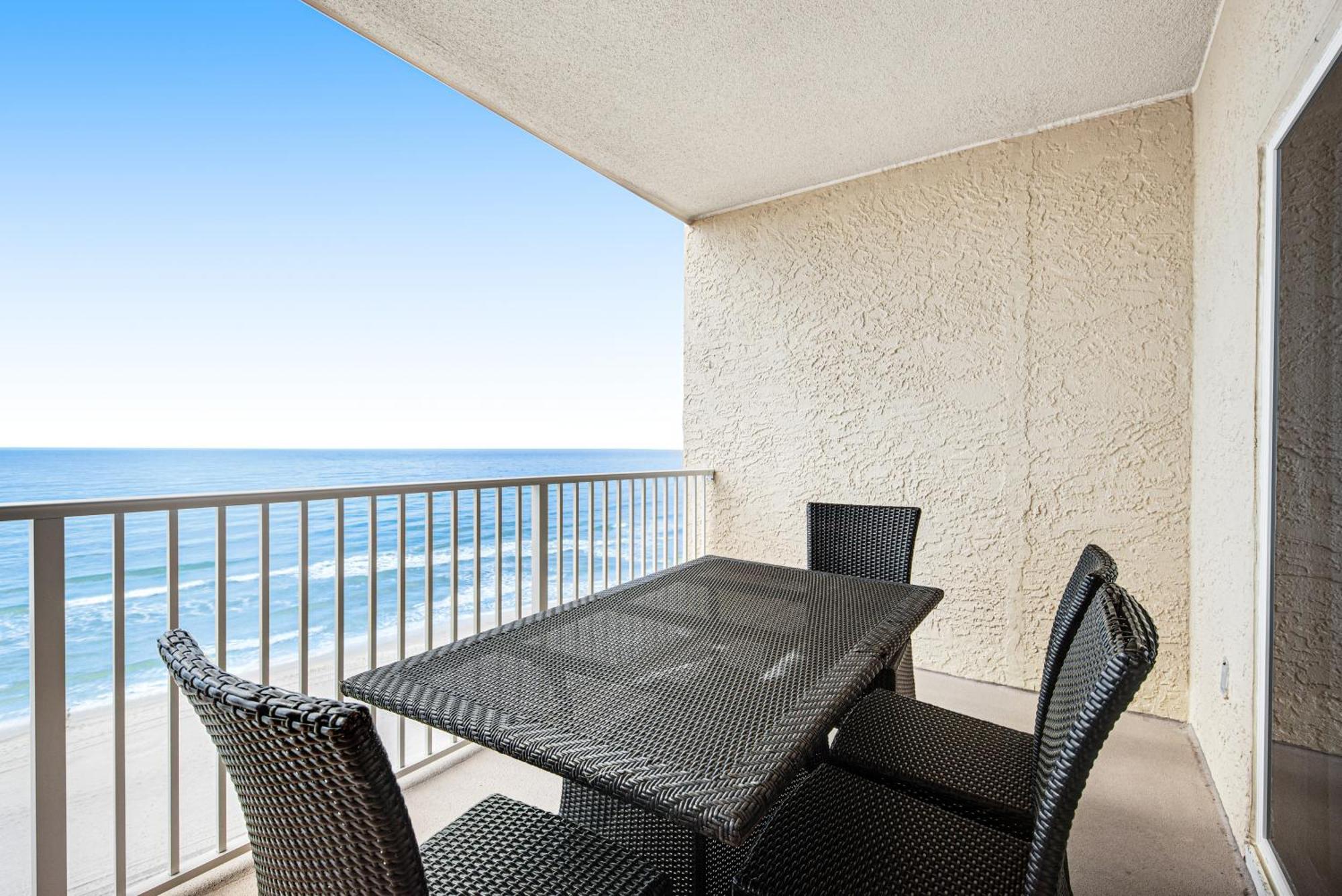 Beach House Destin Room photo